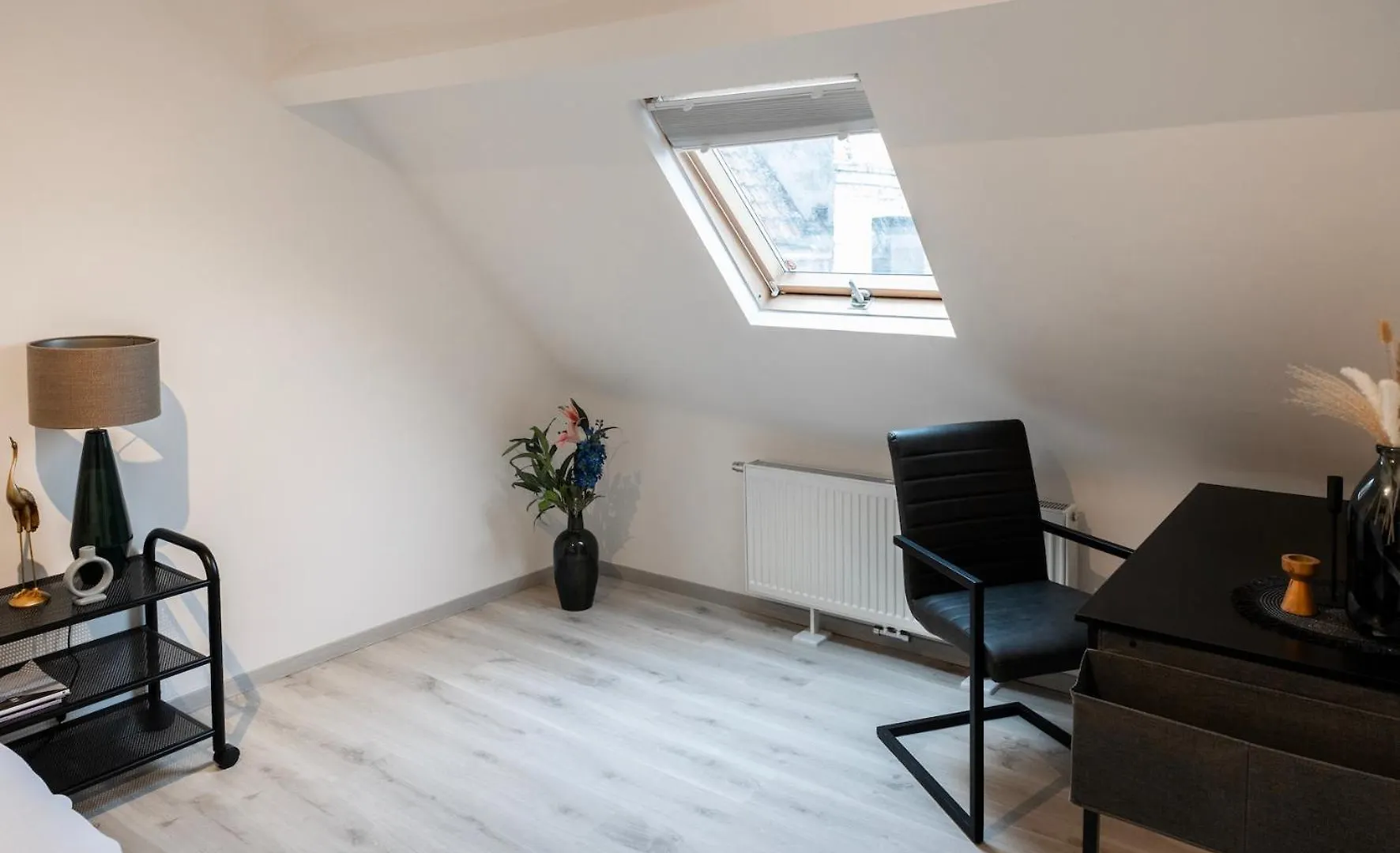 Holiday home Unique Parking Access, Xl Home W Parking Option Antwerp